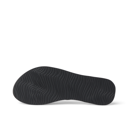 Cushion Slim Studs - Black