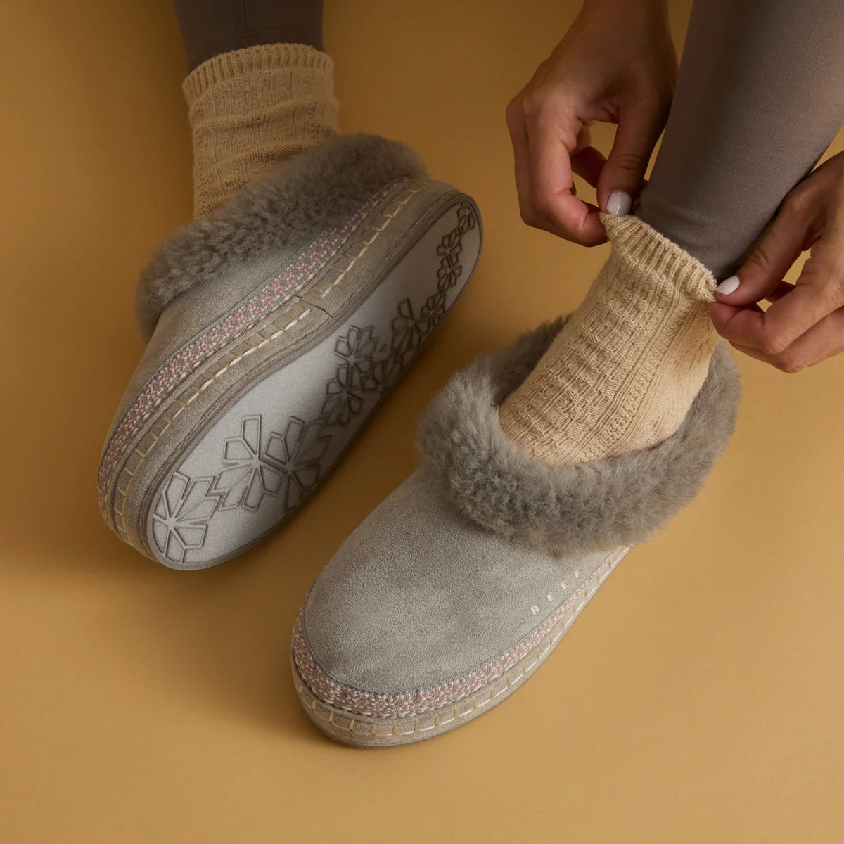Mikayla Slipper - Grey