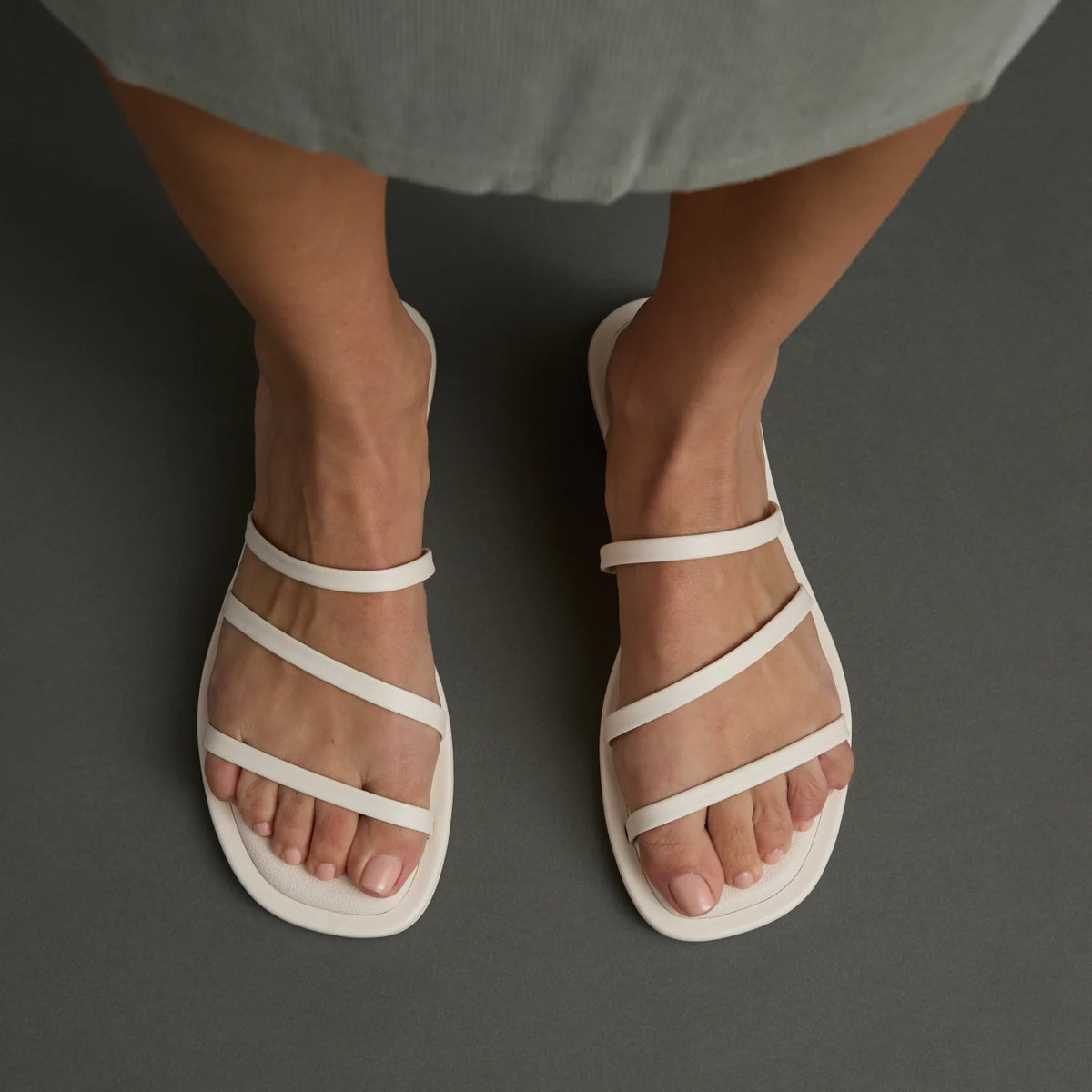 Willow Ava - Whisper White