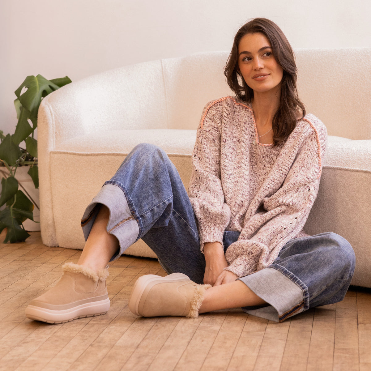 Weekend Olivia - Warm Sand Suede